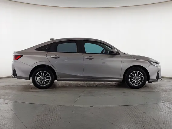 Toyota Yaris  Y 2024 