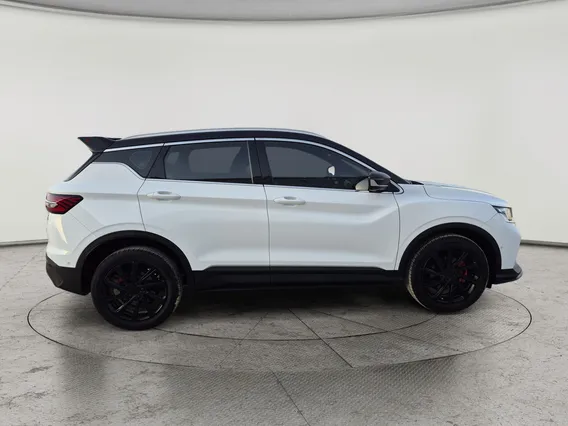 Geely Coolray Plus 2022 