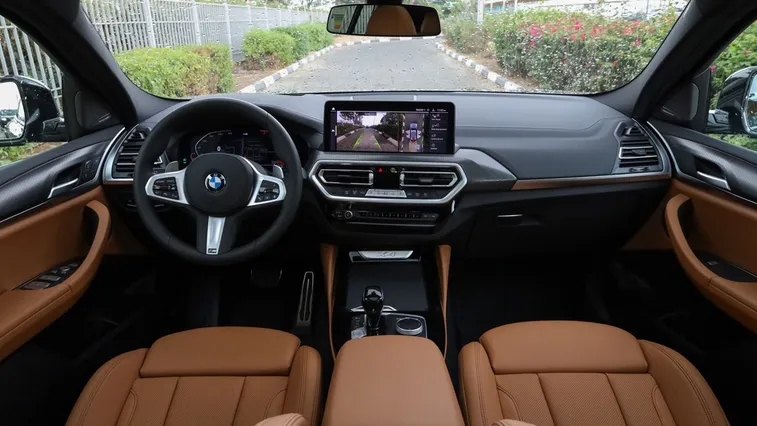 BMW X Series 4 xDrive 30i 2025 
