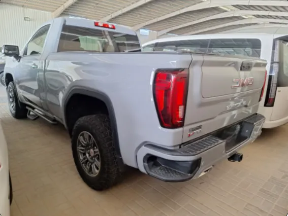 GMC Sierra AT4 2024 دبل