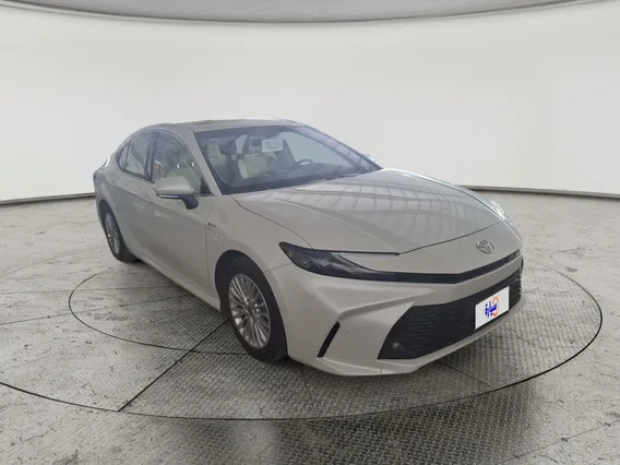 Toyota Camry  E Plus HEV 2025 
