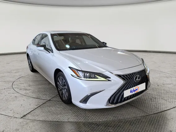 Lexus ES 300 H 2023 