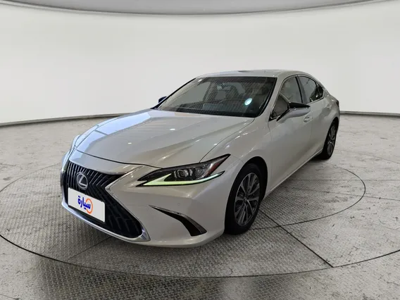 Lexus ES 300 H 2023 