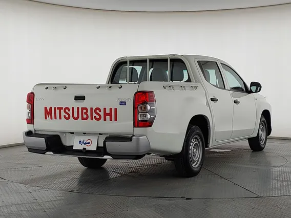 Mitsubishi L200 DC 4x2 Diesel 2022 