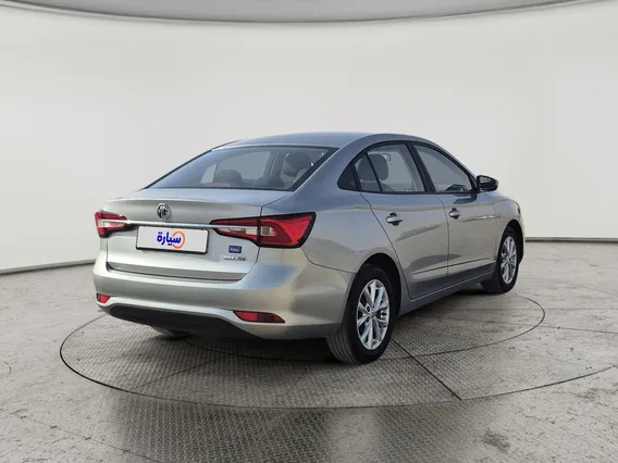 MG 5 STD 2025 