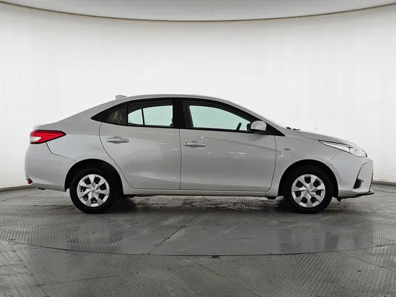 Toyota Yaris  Y 2021 