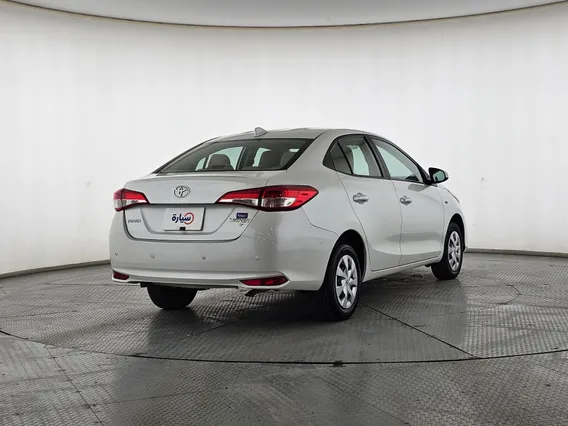 Toyota Yaris  Y 2021 