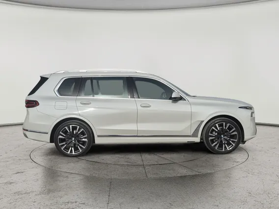بي ام دبليو الفئة اكس 7 xDrive 40i	 2023 