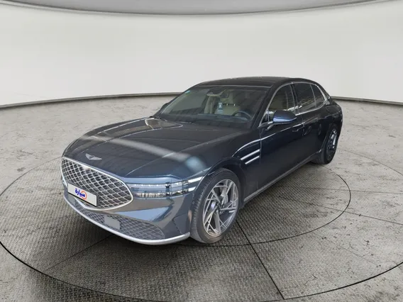 جينيسيس G90 Royal 2023 