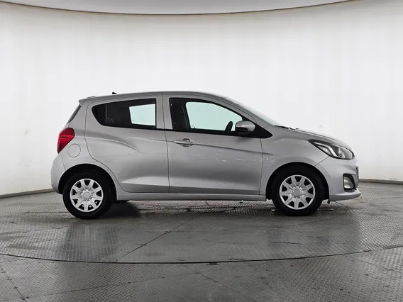 Chevrolet Spark LS 2020 