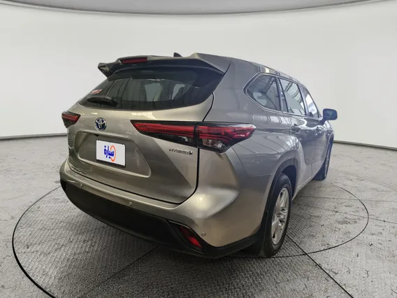Toyota Highlander LE 2023 
