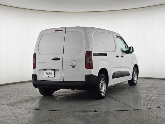 بيجو بارتنر Short van 2021 