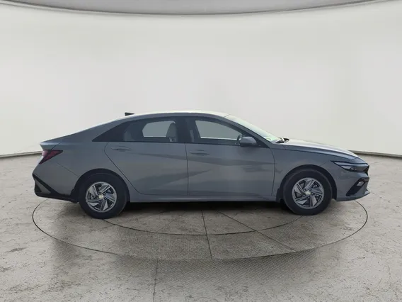 Hyundai Elantra Fleet 2024 