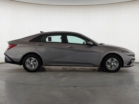 Hyundai Elantra Fleet 2024 