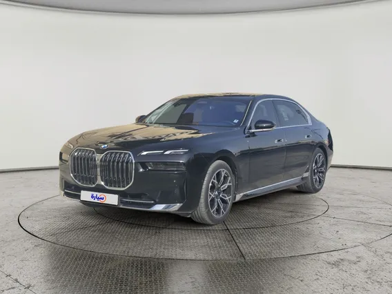 BMW 7 Series 735i 2026 