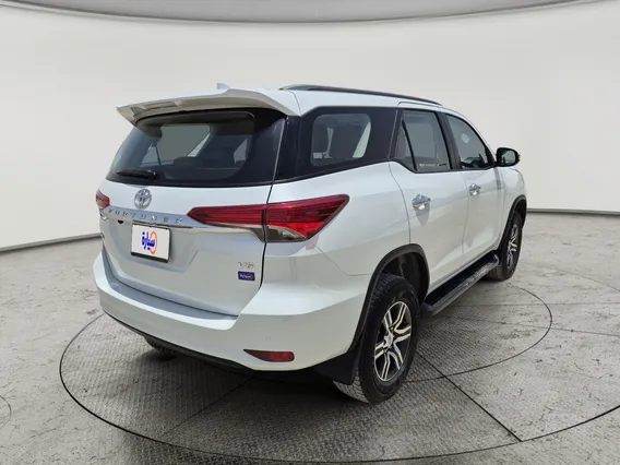 Toyota Fortuner VX 2023 دبل