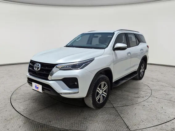 Toyota Fortuner VX 2023 دبل