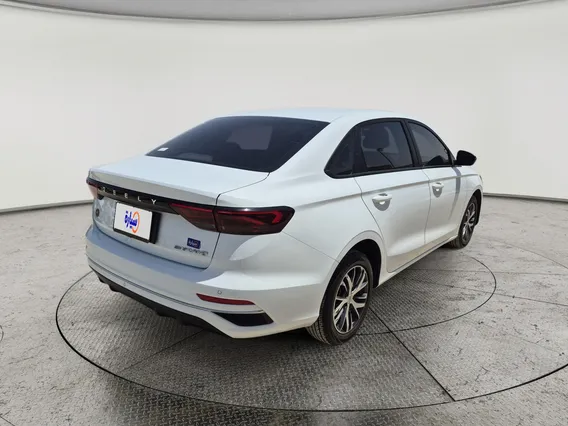 Geely Emgrand GS 2024 