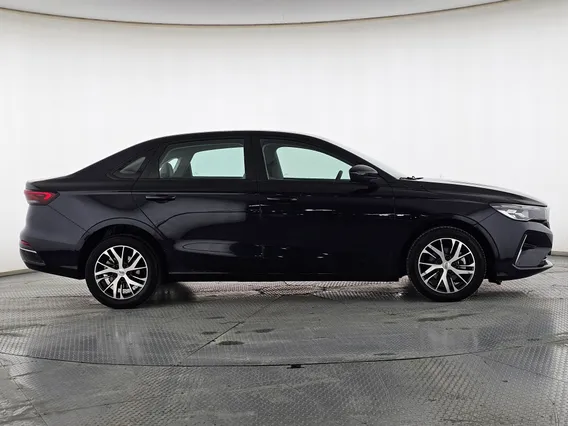 Geely Emgrand GS 2024 