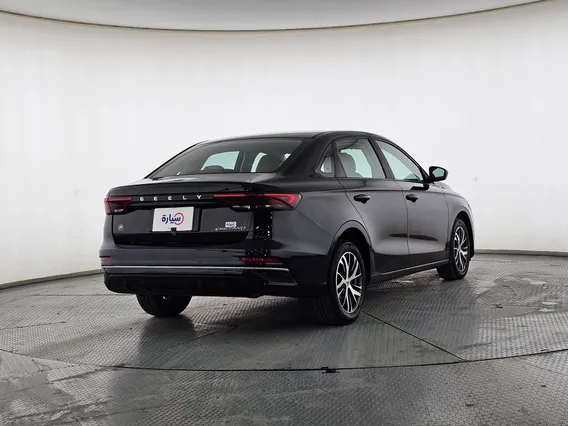 Geely Emgrand GS 2024 