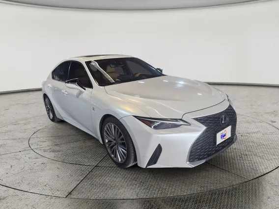 Lexus IS 300 2021 