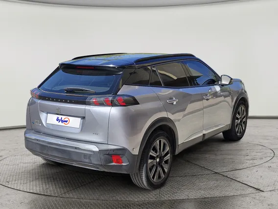 Peugeot 2008 GT 2024 