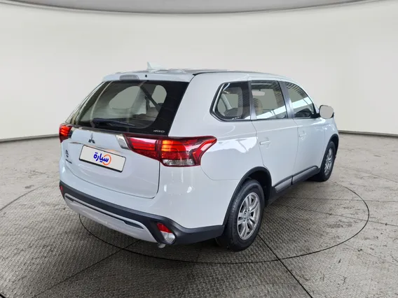 Mitsubishi Outlander CLS 2022 