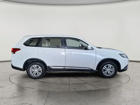 Mitsubishi Outlander CLS 2022 