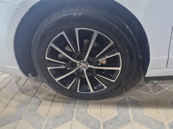 ام جي 5 STD 2025 