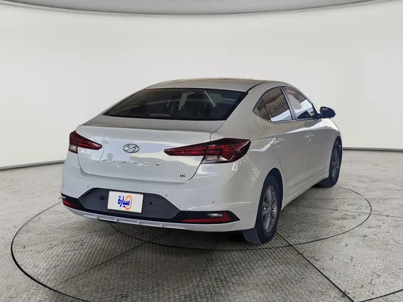 Hyundai Elantra MID 2019 