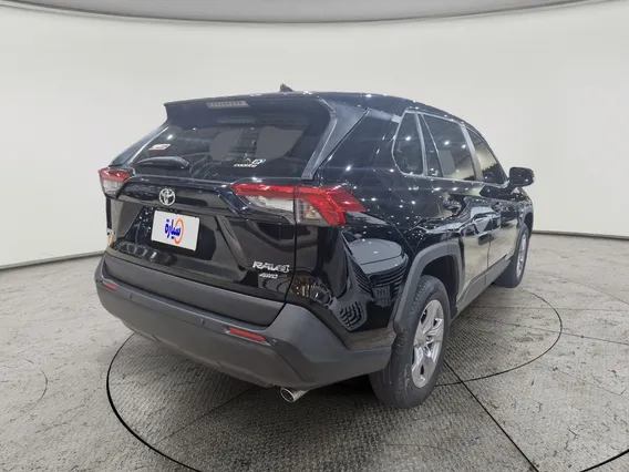 Toyota RAV4 LE 2025 