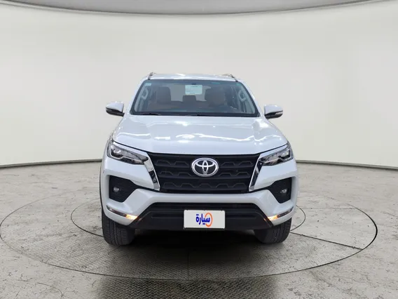 Toyota Fortuner VX 2023 دبل