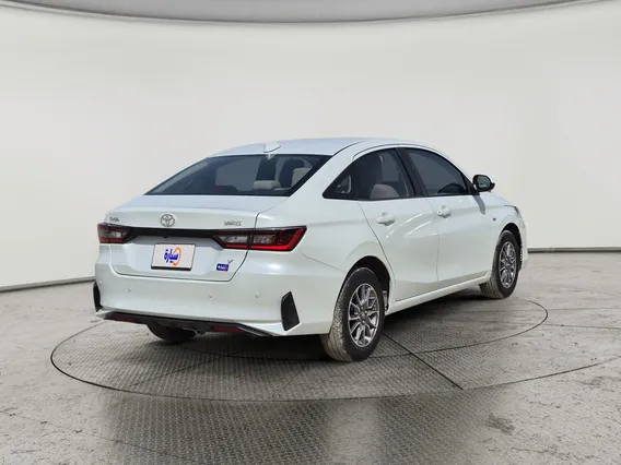 Toyota Yaris  Y 2024 