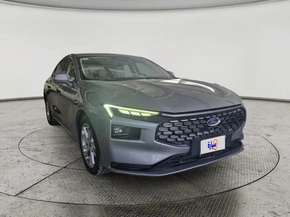 Ford Taurus Trend 2023 