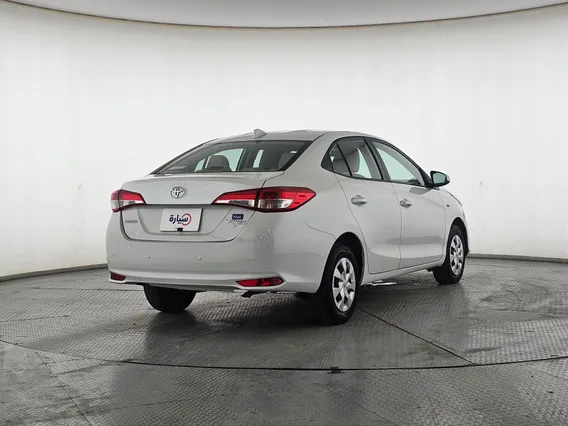 Toyota Yaris  Y 2022 