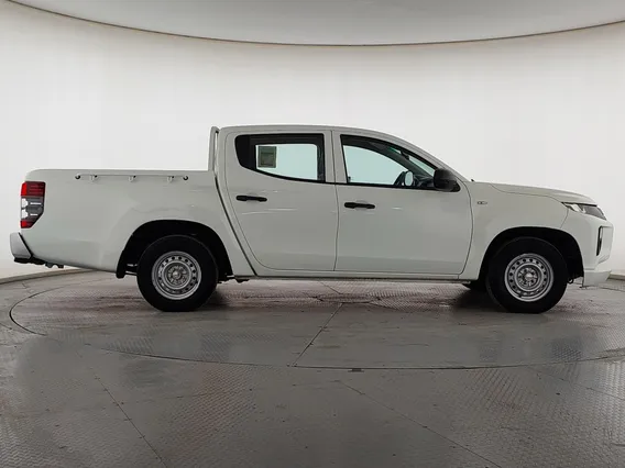 ميتسوبيشي L200 DC 4x2 2022 