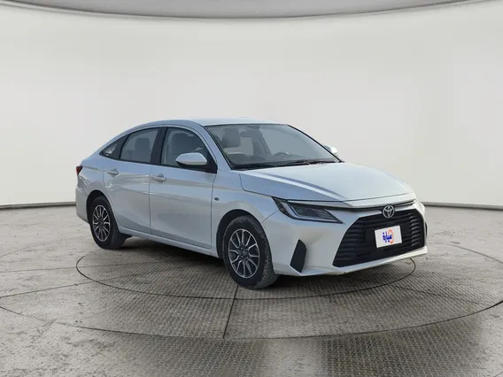 Toyota Yaris  Y 2023 