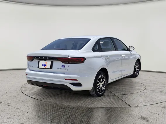 Geely Emgrand GS 2025 