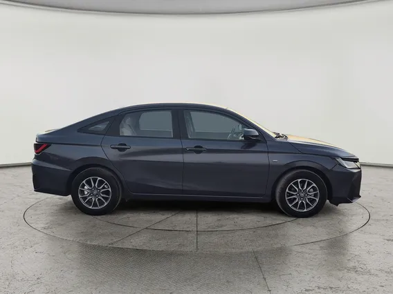 Toyota Yaris  Y 2023 