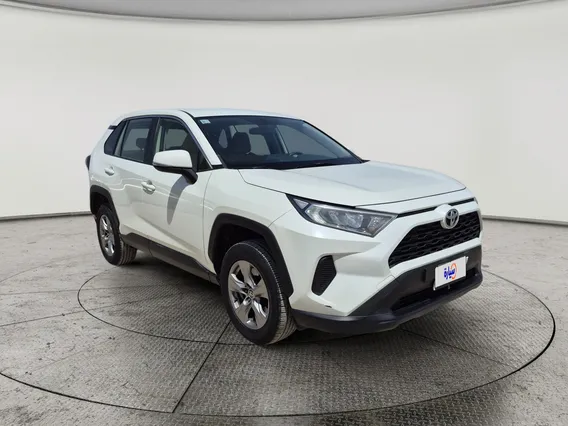 Toyota RAV4 LE 2022 