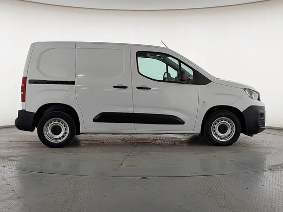 بيجو بارتنر Short van 2023 