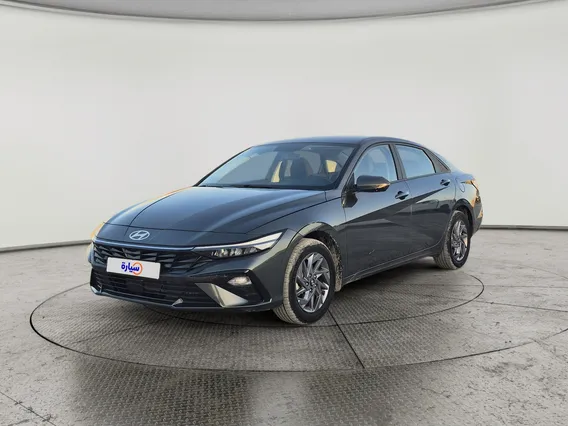 Hyundai Elantra Smart 2025 
