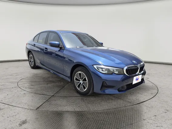 BMW 3 Series 320i  2021 