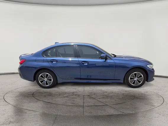 BMW 3 Series 320i  2021 