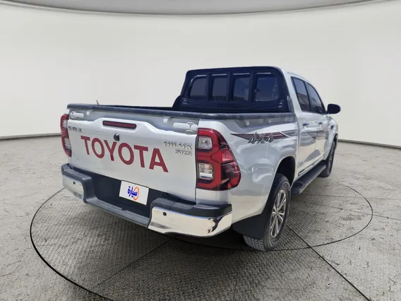 Toyota Hilux SGLX 2025 دبل