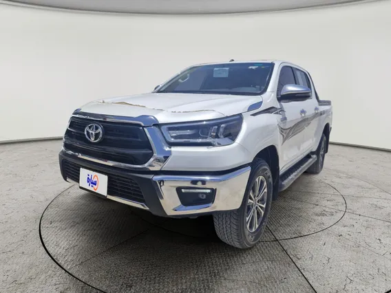 Toyota Hilux SGLX 2025 دبل
