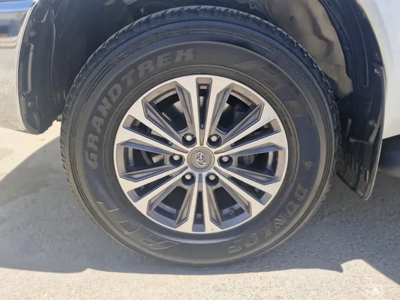 Toyota Hilux SGLX 2025 دبل