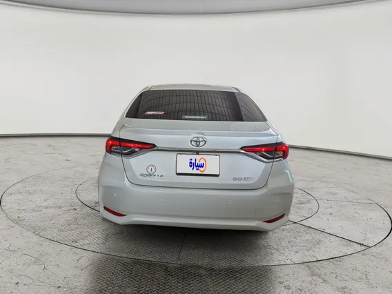 تويوتا كورولا XLI Executive Moonroof 2024 