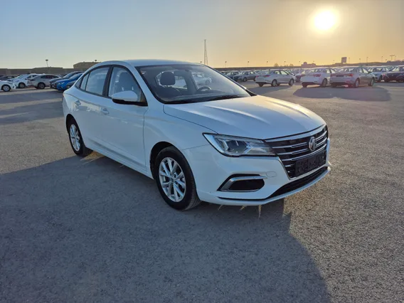 MG 5 STD 2025 