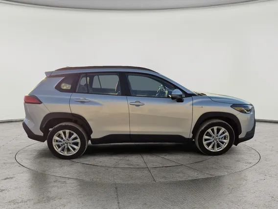 Toyota Corolla Cross XLE HEV 2024 